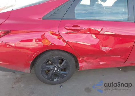 2023 Hyundai Elantra Sel z USA, uszkodzony, nr VIN 5NPLM4AG4PH119364